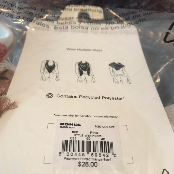 NWT Sonoma triangle scarf - Picture 3 of 3